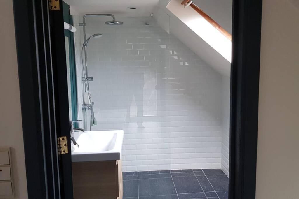 Appartement Isole, 1 Chambre Avec Terrasse Privee Ramillies Екстериор снимка